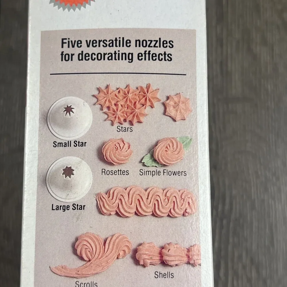 WILTON Dessert Frosting Icing Decorator Tool 1989 415-825 With 5 Nozzles